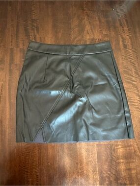 SHEIN Black Faux Leather Asymmetric Mini Skirt